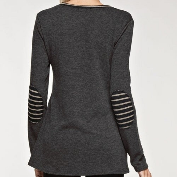 12 PM BY MON AMI Color Block Long Sleeve Sweater Size Small NWT - Picture 4 of 5